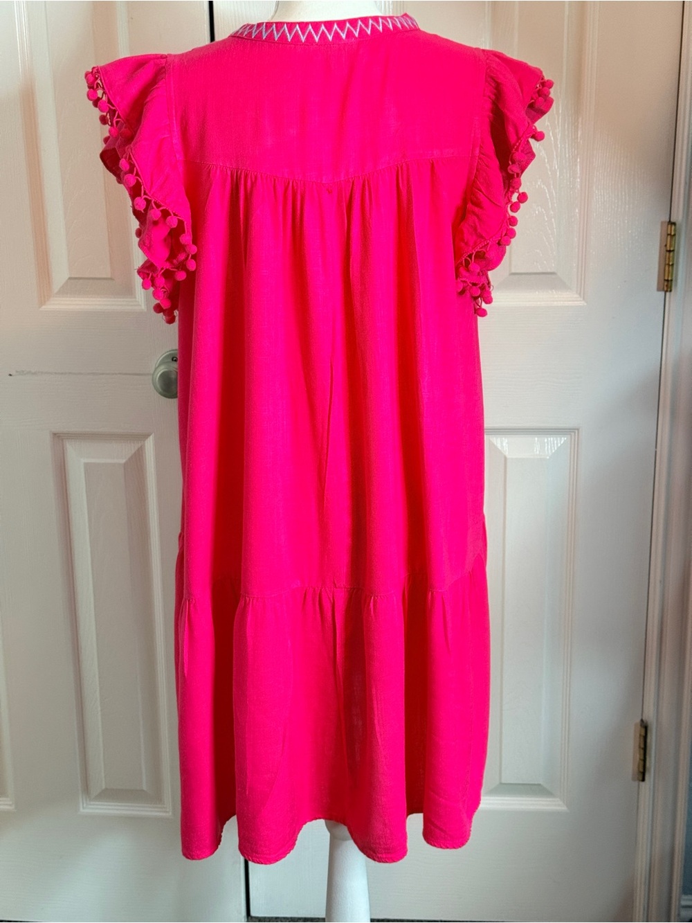 Umgee Fuchsia Boho Embroidered Pom-Pom Mini Dress L - Picture 5 of 9
